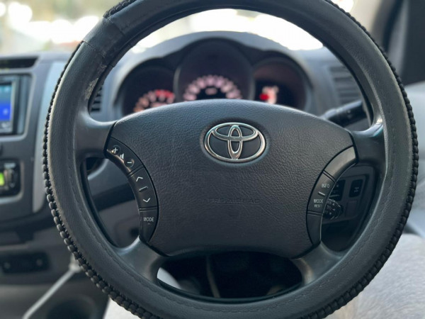 Toyota Hilux, Raider